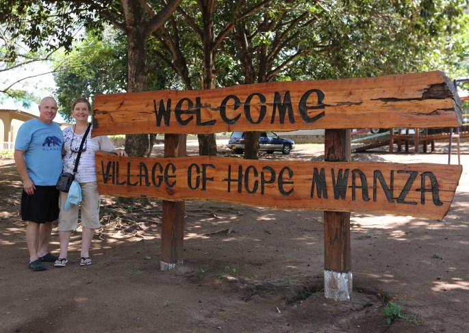 Larry &amp; Tricia_VOH sign